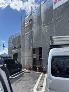 改装中